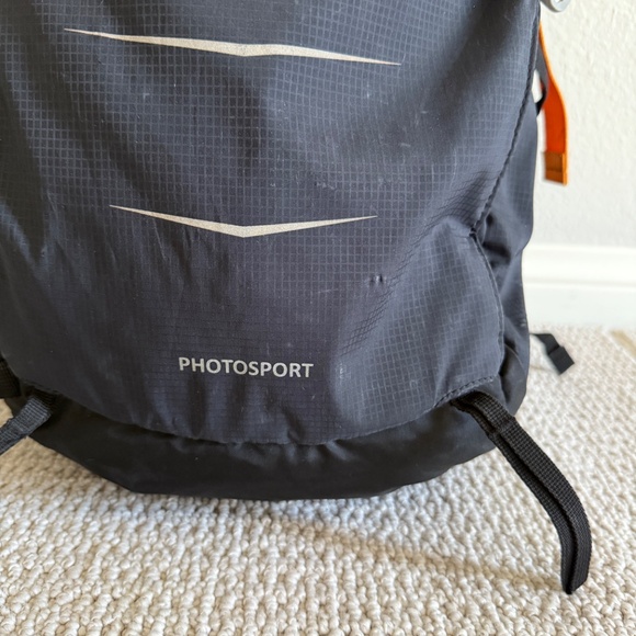 Lowepro Photo Sport BP 300 AW II in Black - Picture 8 of 10